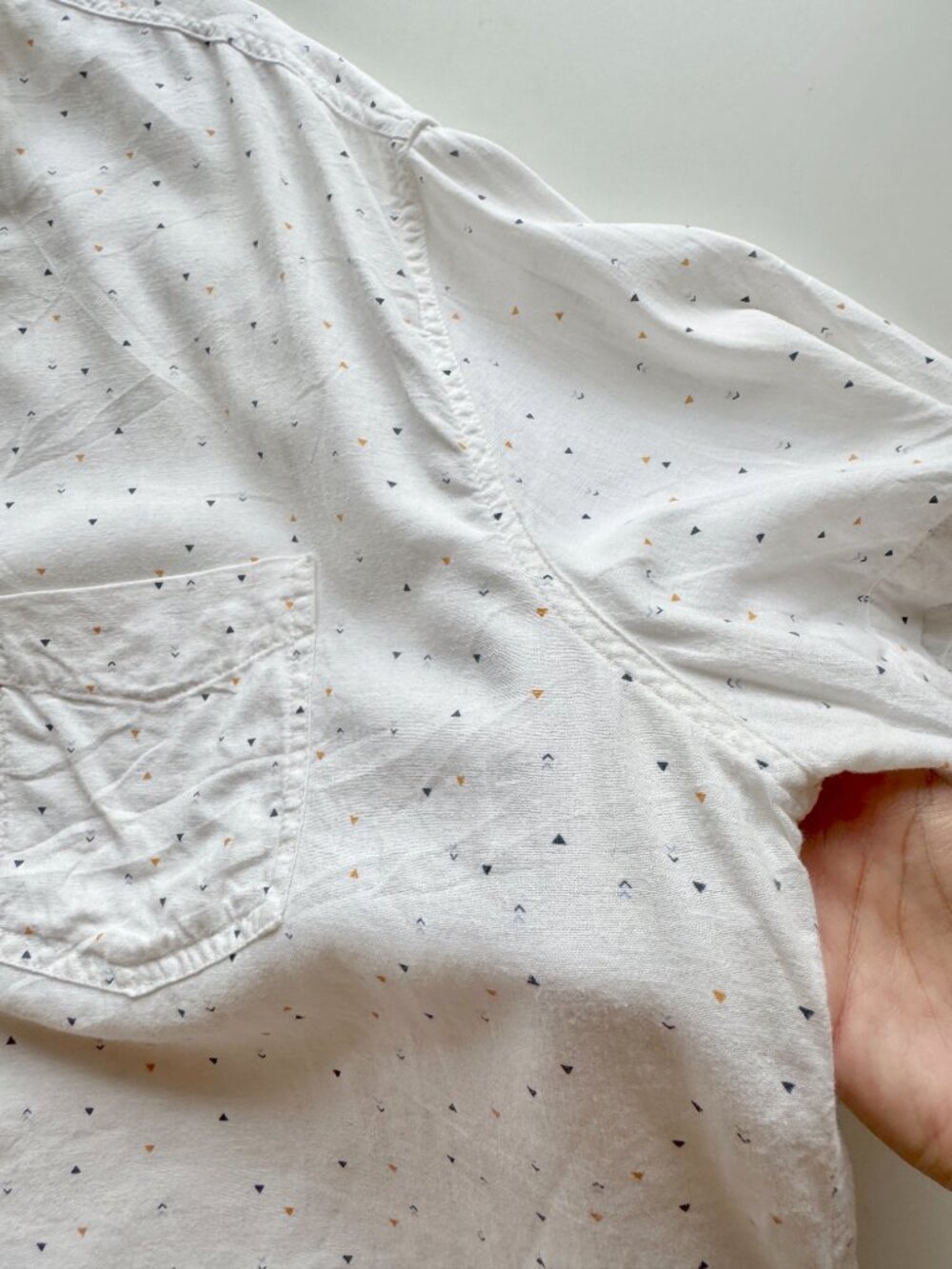 RAILS Carson White Triangle Geo Linen Short Sleeve Button Down Shirt, Size XL - Picture 9 of 15